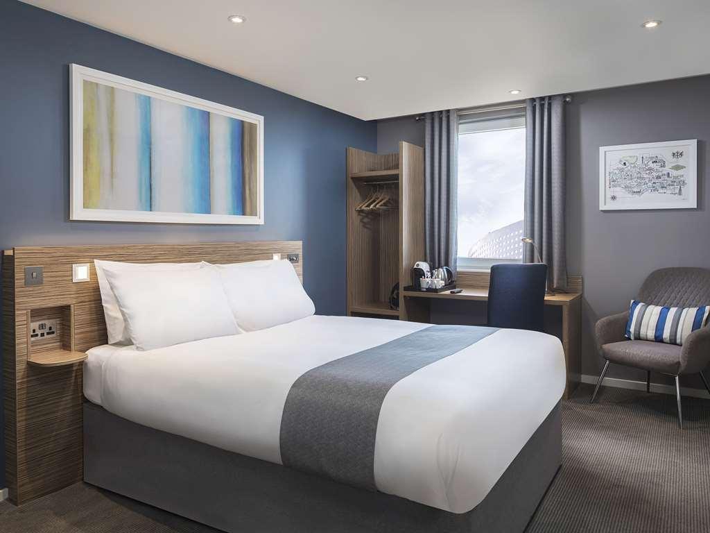 Mercure London Gatwick Airport Horley Pokoj fotografie