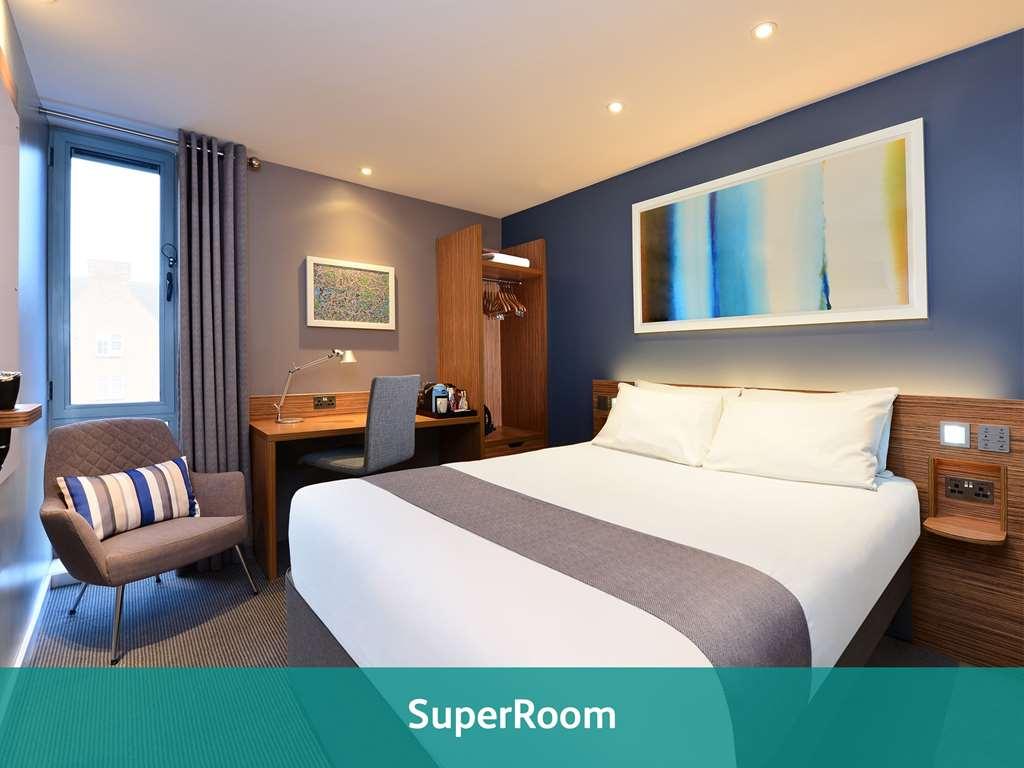 Mercure London Gatwick Airport Horley Pokoj fotografie